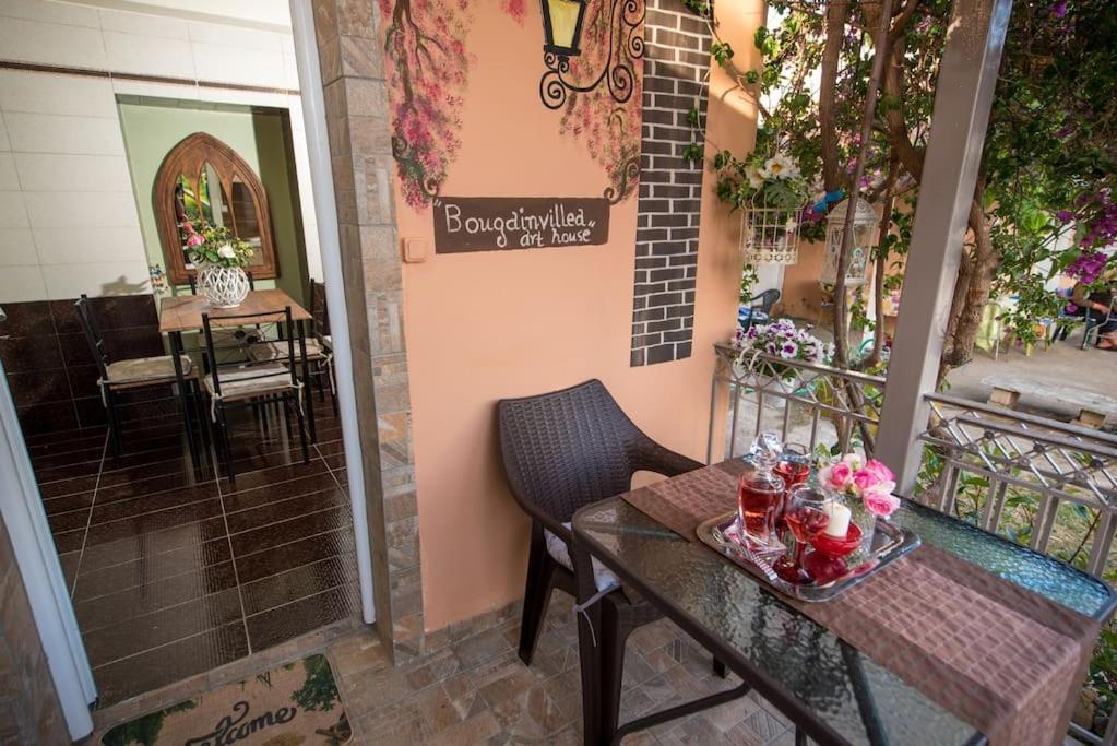 Bougainvillea House 1 Kalamata Exterior photo