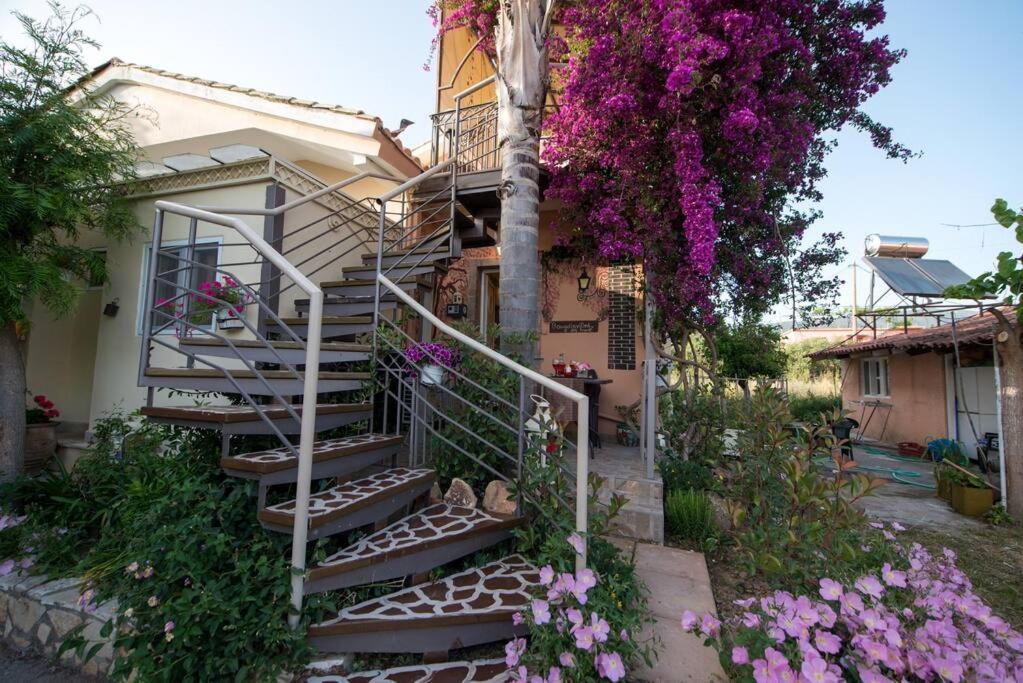 Bougainvillea House 1 Kalamata Exterior photo